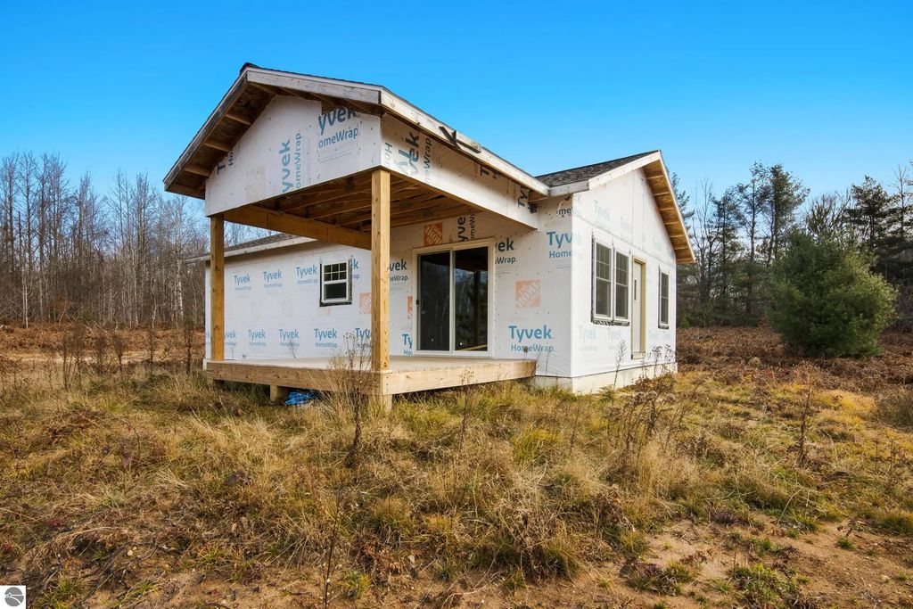 11095 Pleasant Ridge, Elmira