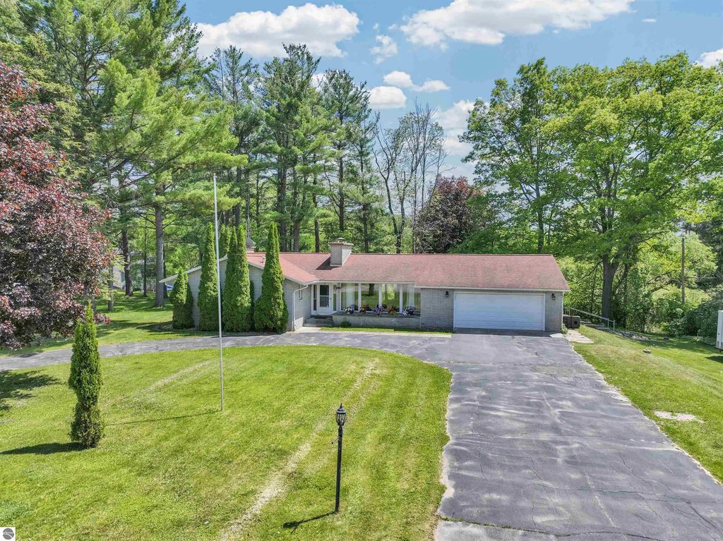 550 Henry Street, Lake City