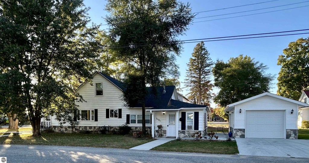 206 W 4th Street, Kalkaska