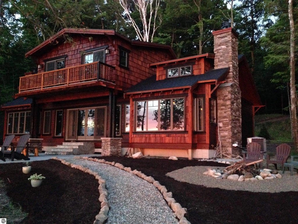 11720 Easy Street, Kewadin