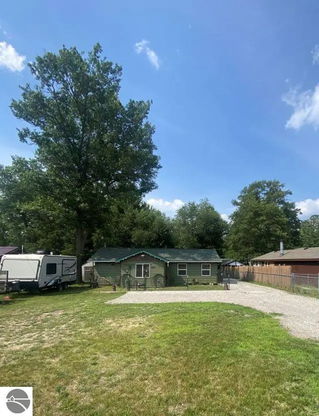 9097 Superior Avenue, St Helen
