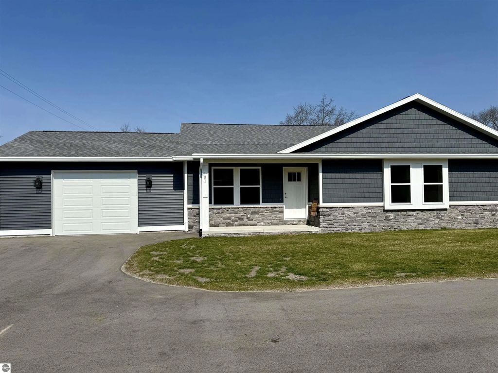 4571 F-41 #101, Oscoda