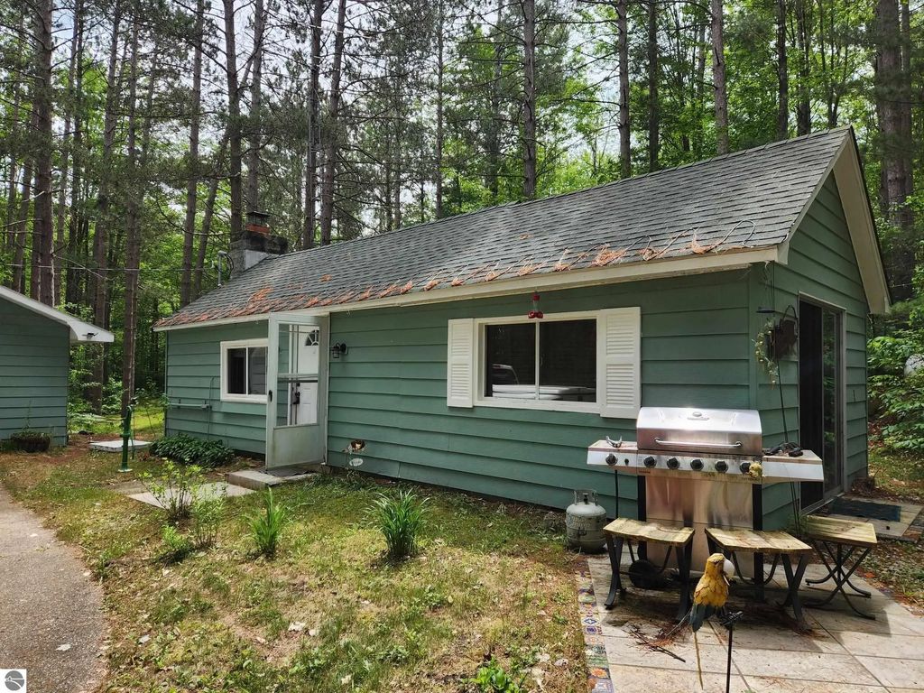 5364 Blue Lake Road, Ne, Kalkaska