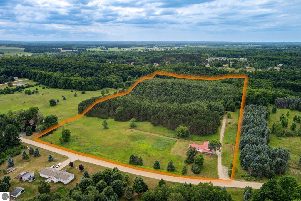 8400 Westminister Road, Kingsley