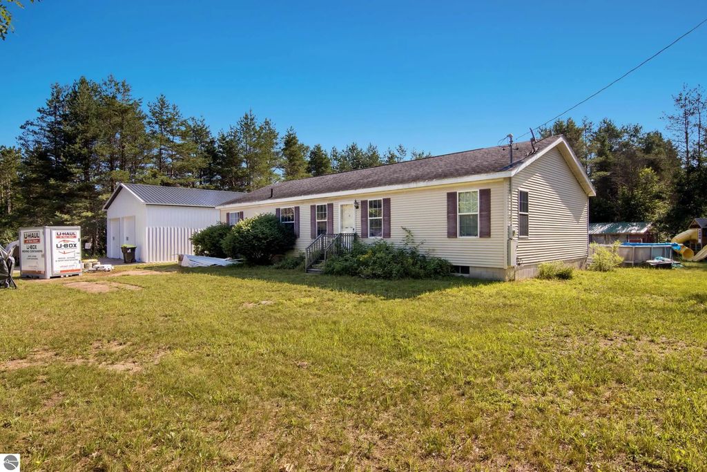 10025 Dell Road, Kingsley
