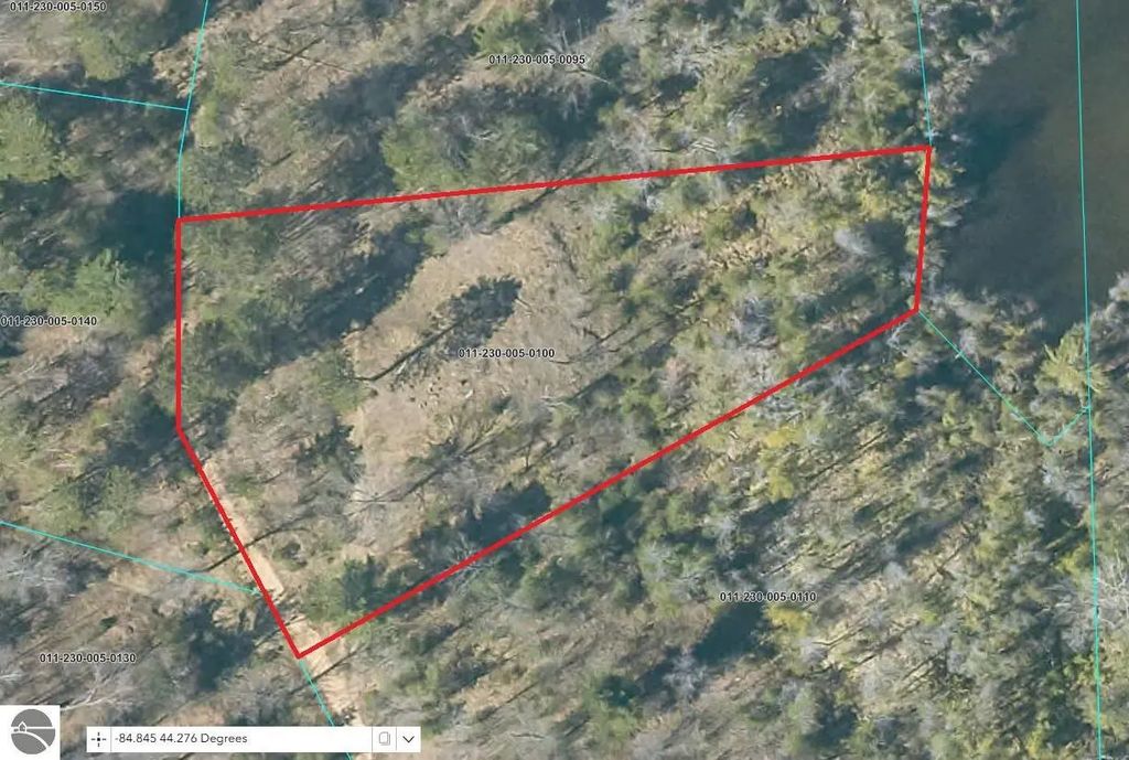 1.24ac Snowbowl Road, Houghton Lake