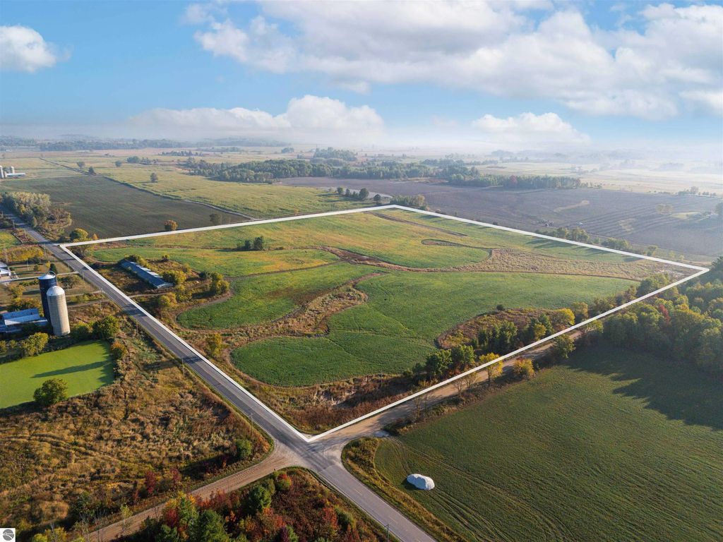 400 19 Mile Road, Marion