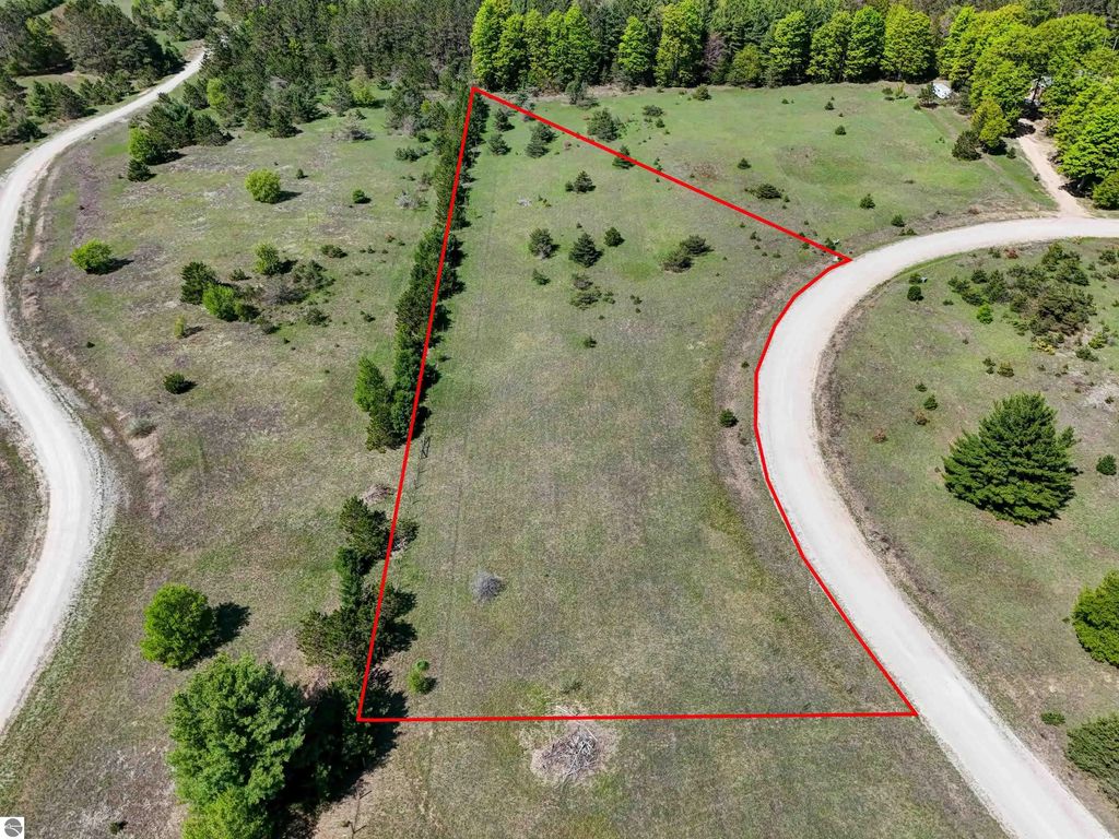 Sugarpine Lane, Lake Ann