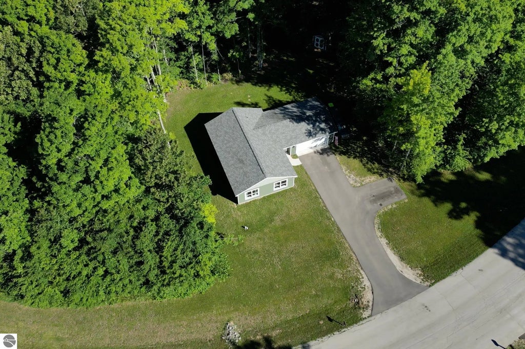 2180 Remington Drive, Kingsley