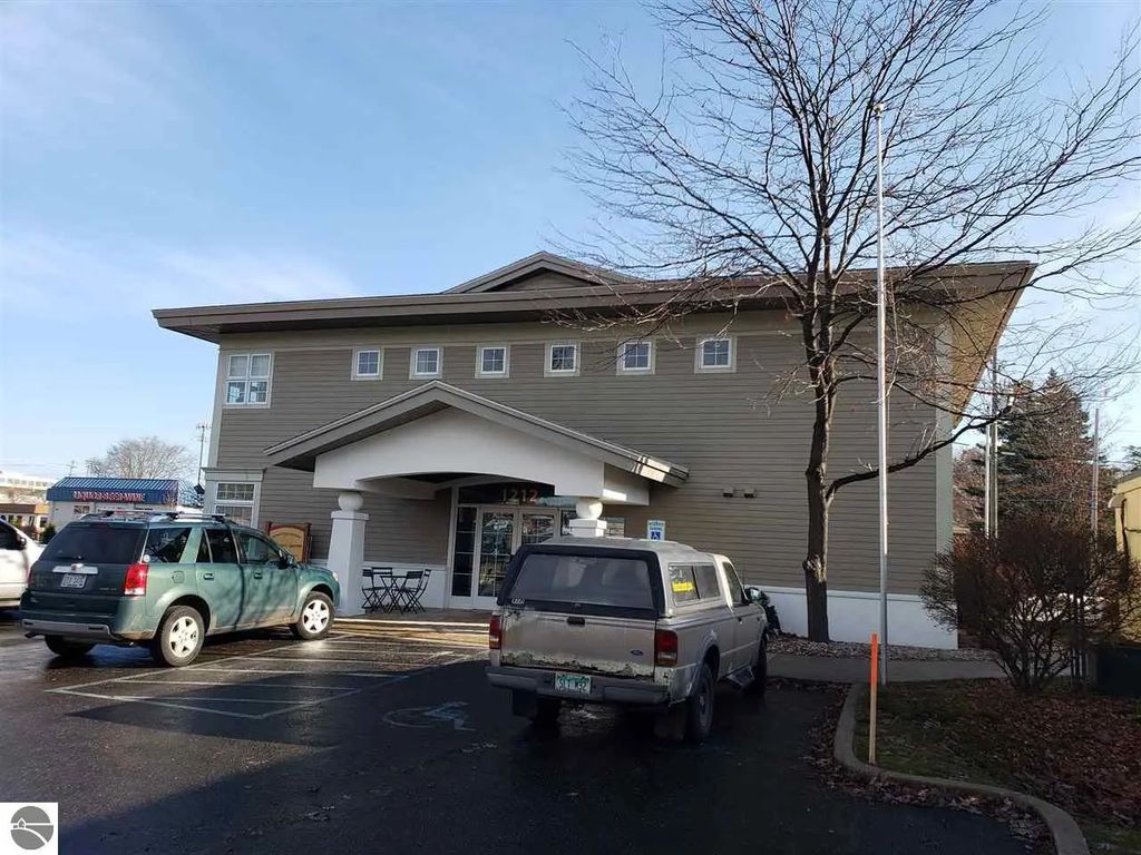 1212 Veterans Drive 201, Traverse City