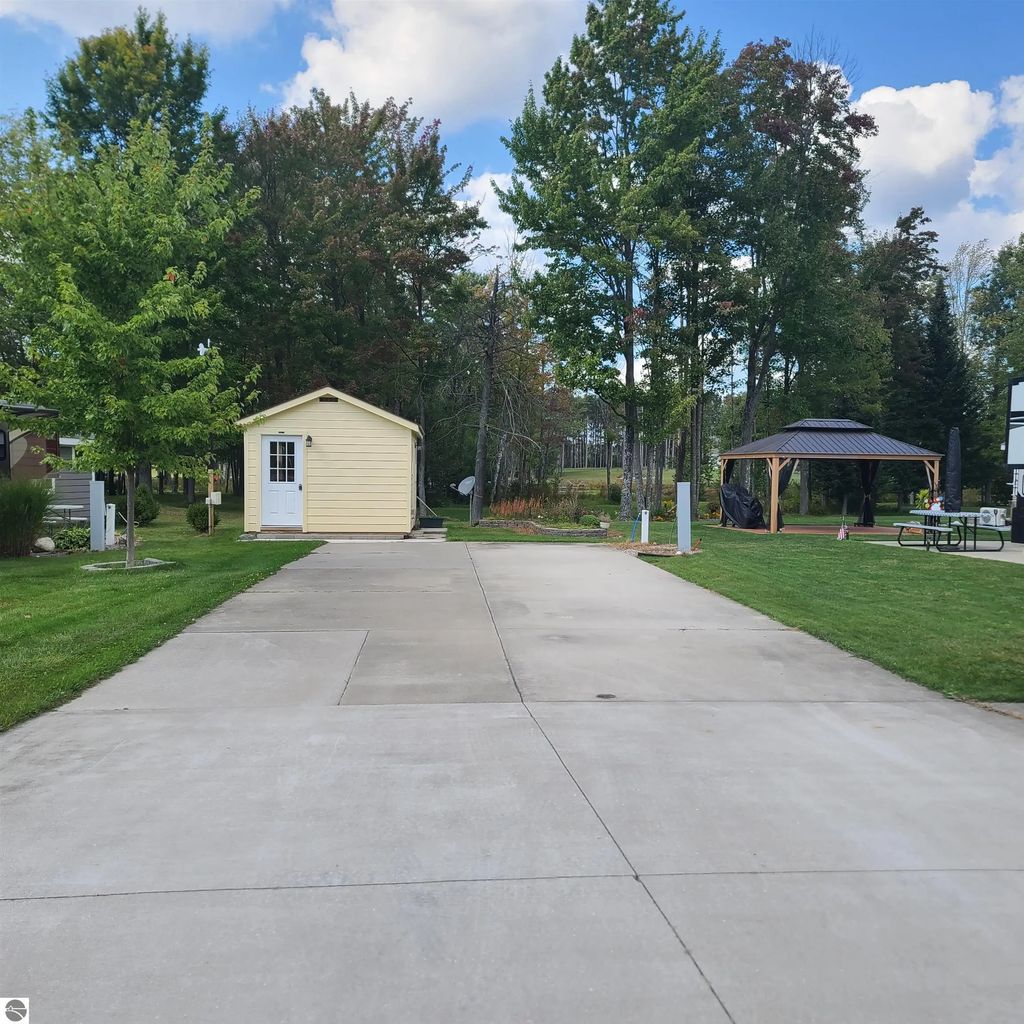 6100 Sw Larson Road, South Boardman