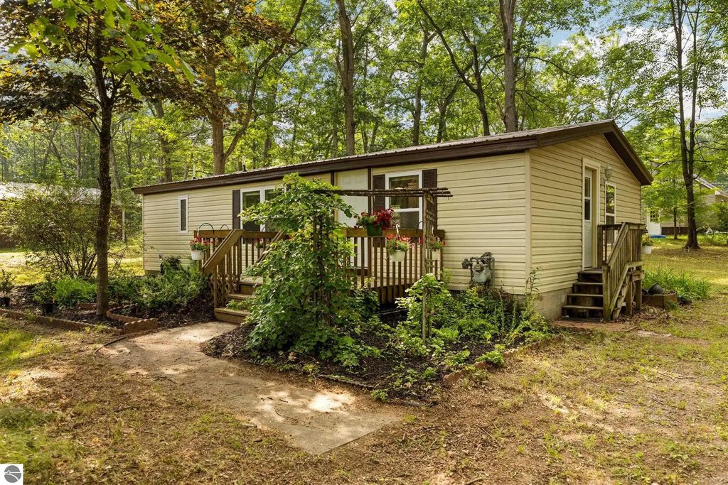 510 Merritt Street, Fife Lake