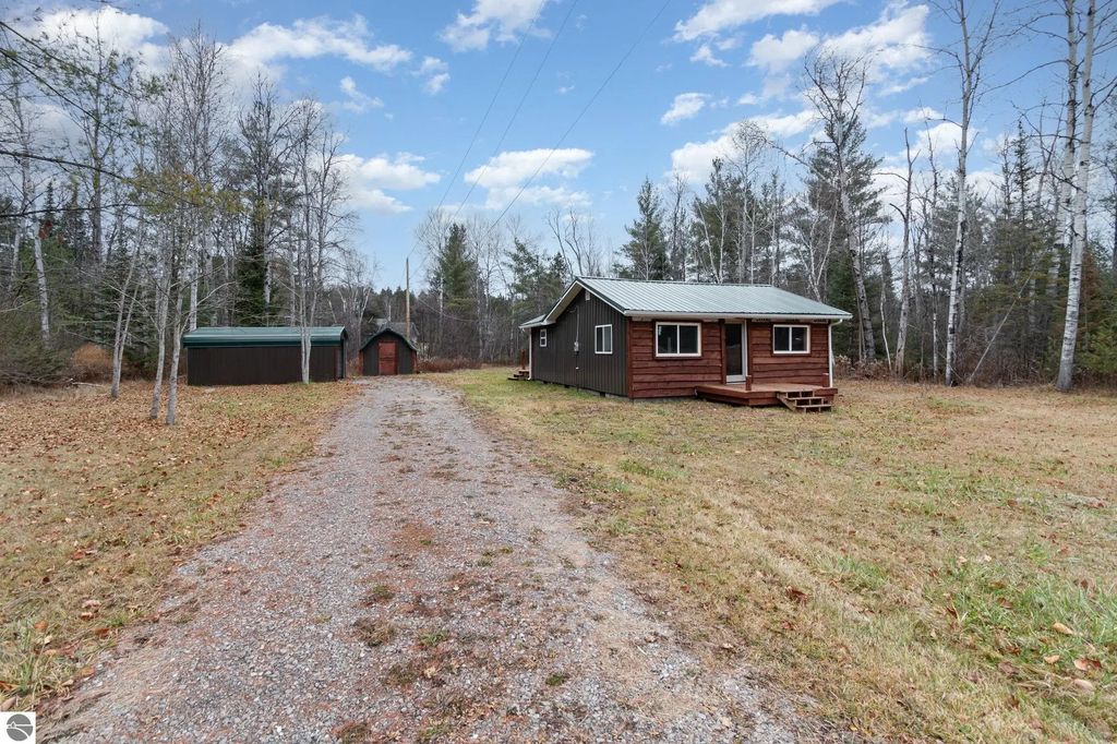 2340 W Ryno Road, Luzerne