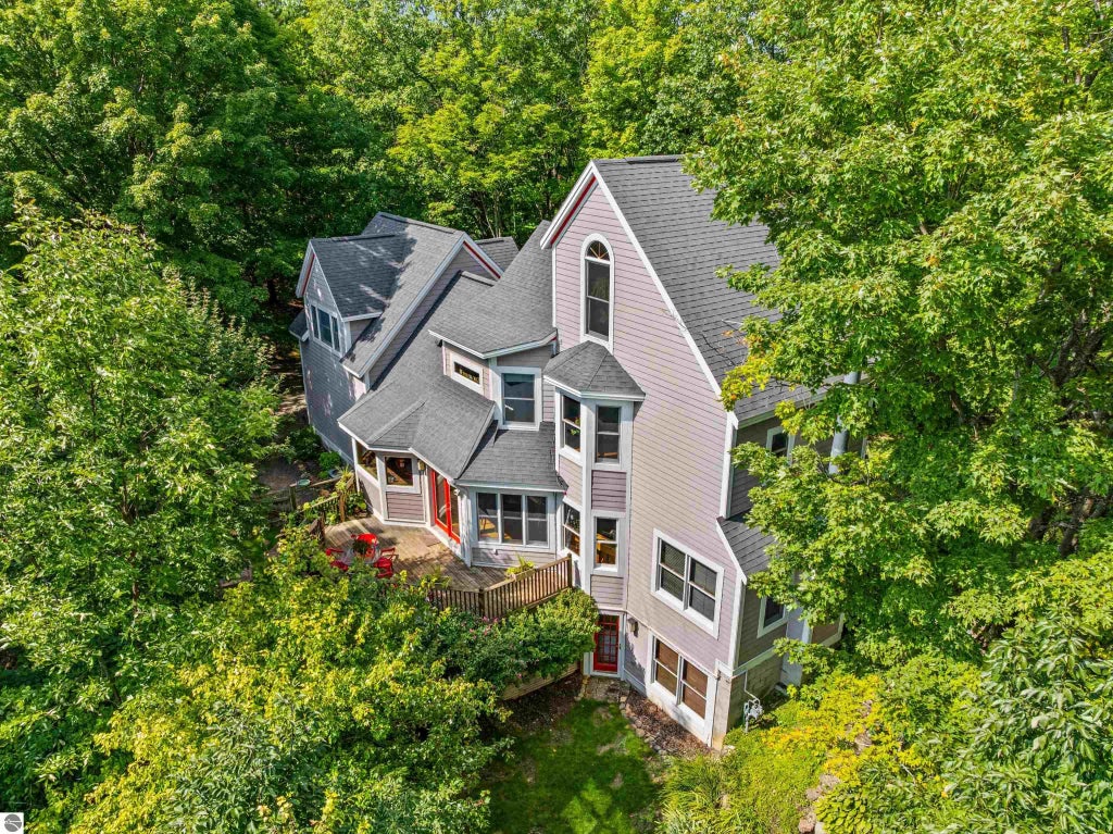 10552 Craig Road, Traverse City