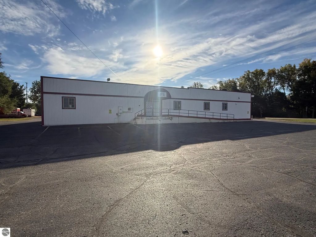 1510 W High, Mt Pleasant