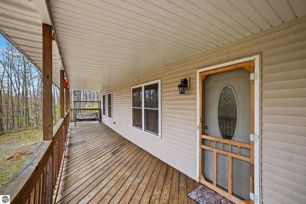 5955 Birchwood Trail, Lake