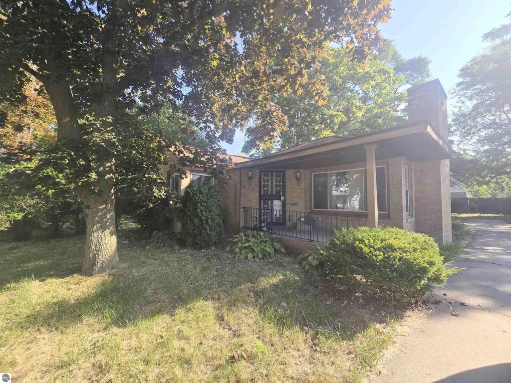 1432 Cornelia Street, Saginaw