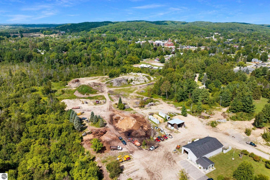 220 Birch Street, Bellaire