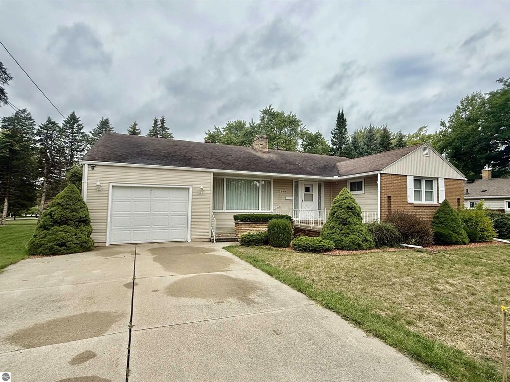 445 Yale Avenue, Alma