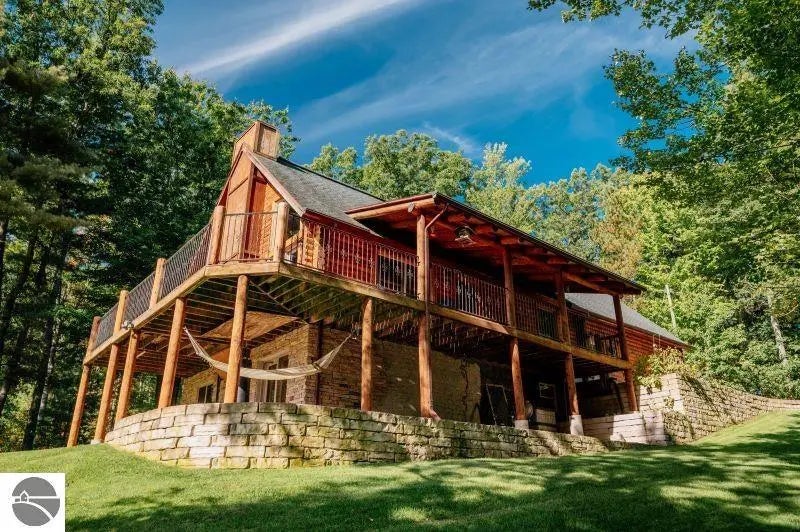 5696 Supply Road, Traverse City