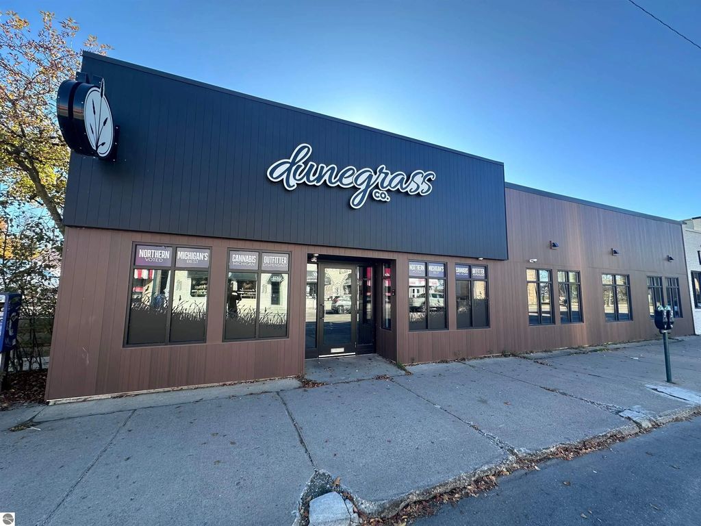 440 E Front Street, Traverse City