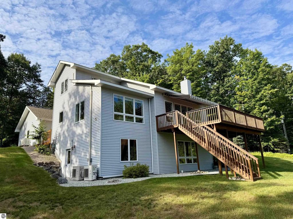 10746 Deal Road, Williamsburg