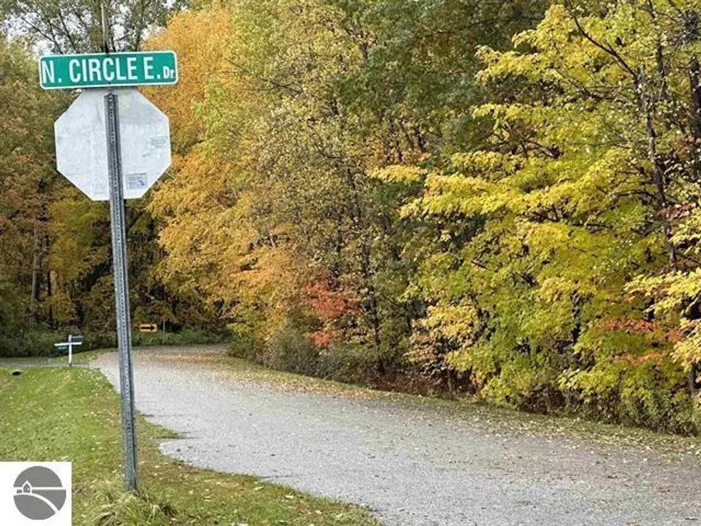 Lot #6 N Circle E, Farwell