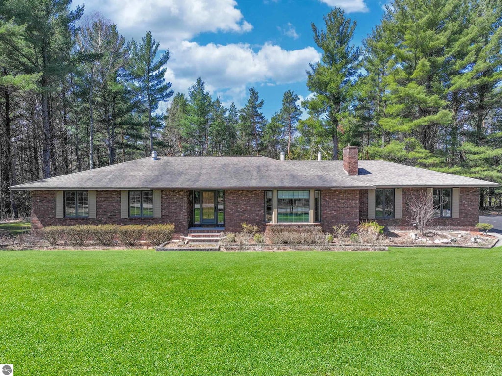 7021 Cook Road, Williamsburg