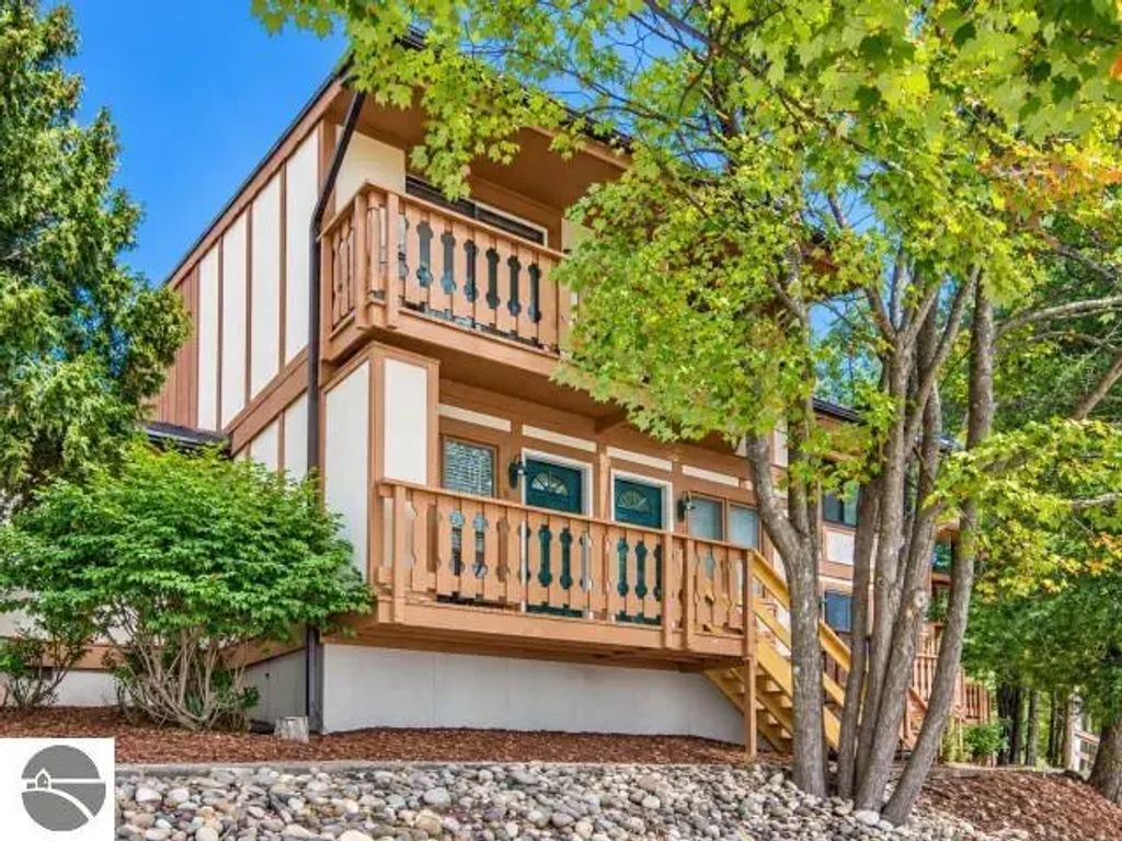 6519 Schuss Mountain Lane, Mancelona