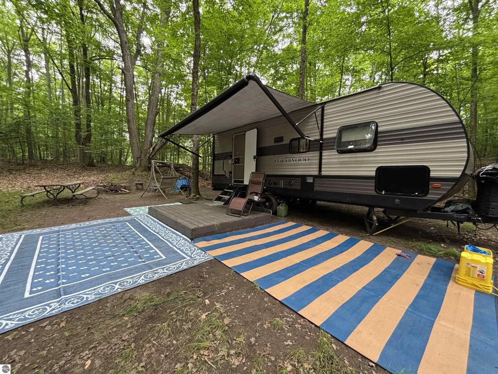 251 Forest Trail, Leroy