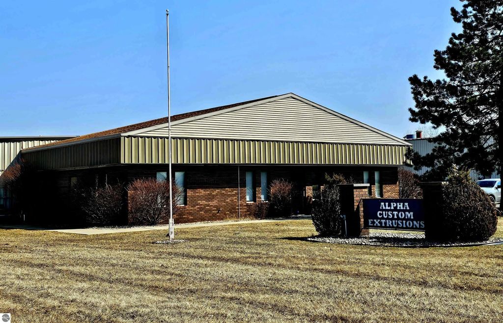 800 Woodside Drive, St Louis