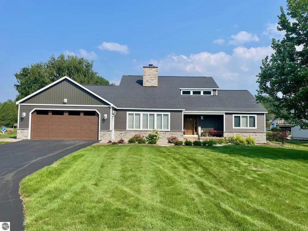 6705 W Harbor Drive, Elk Rapids