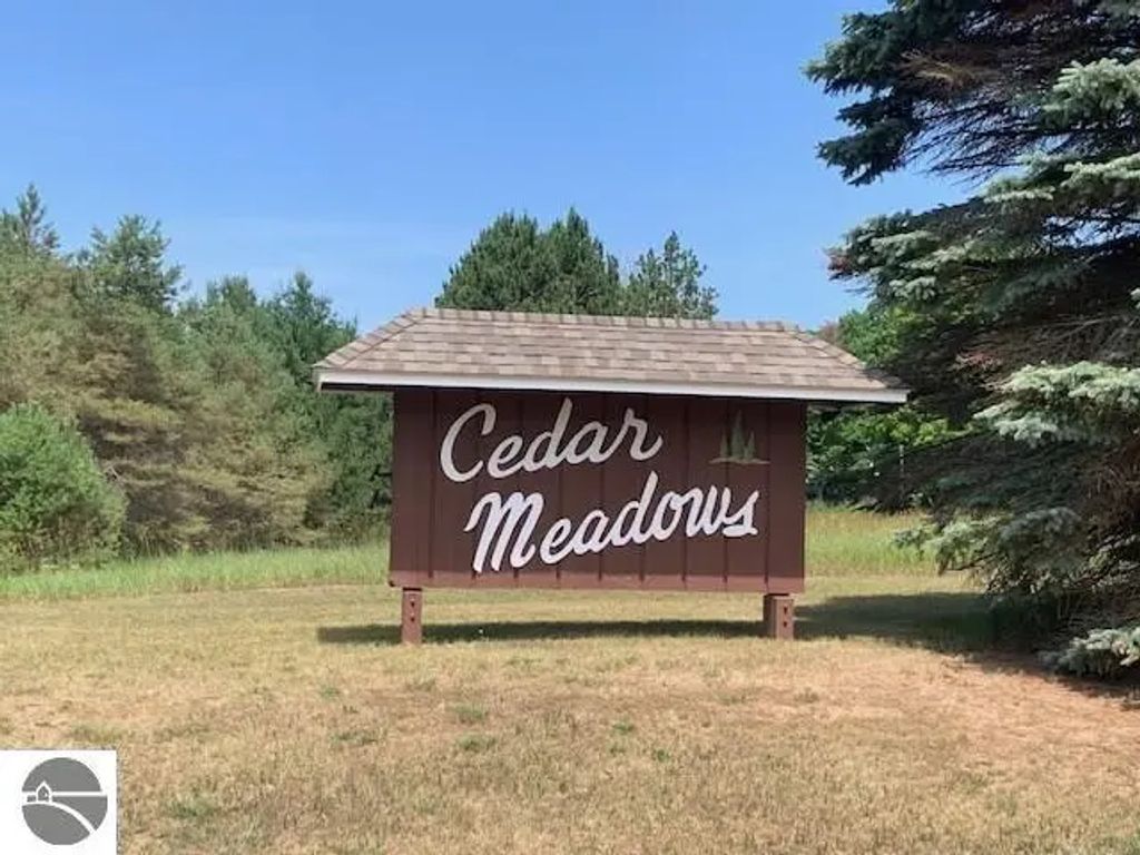 76 Meadow Lane, Bellaire