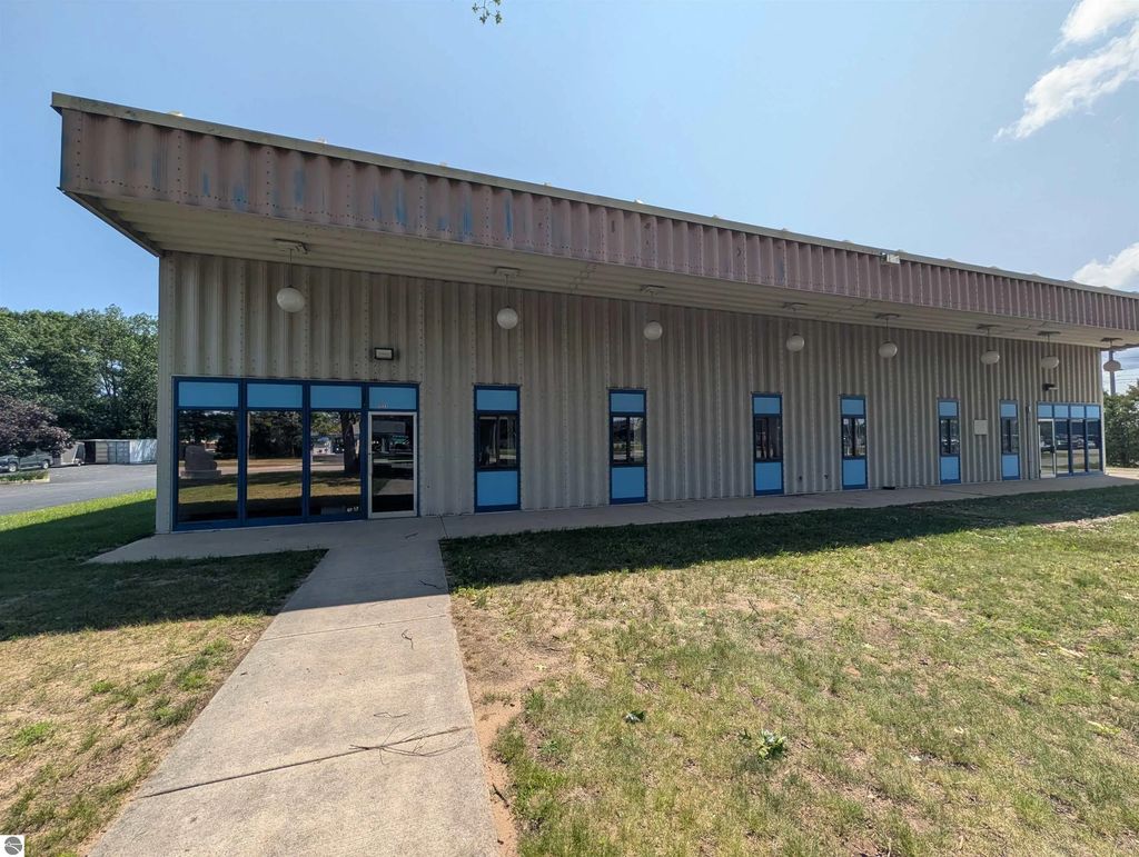 1237 Hastings Street, Traverse City