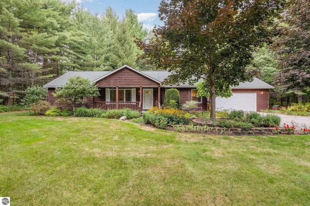 4779 Brentwood Trail, Oscoda