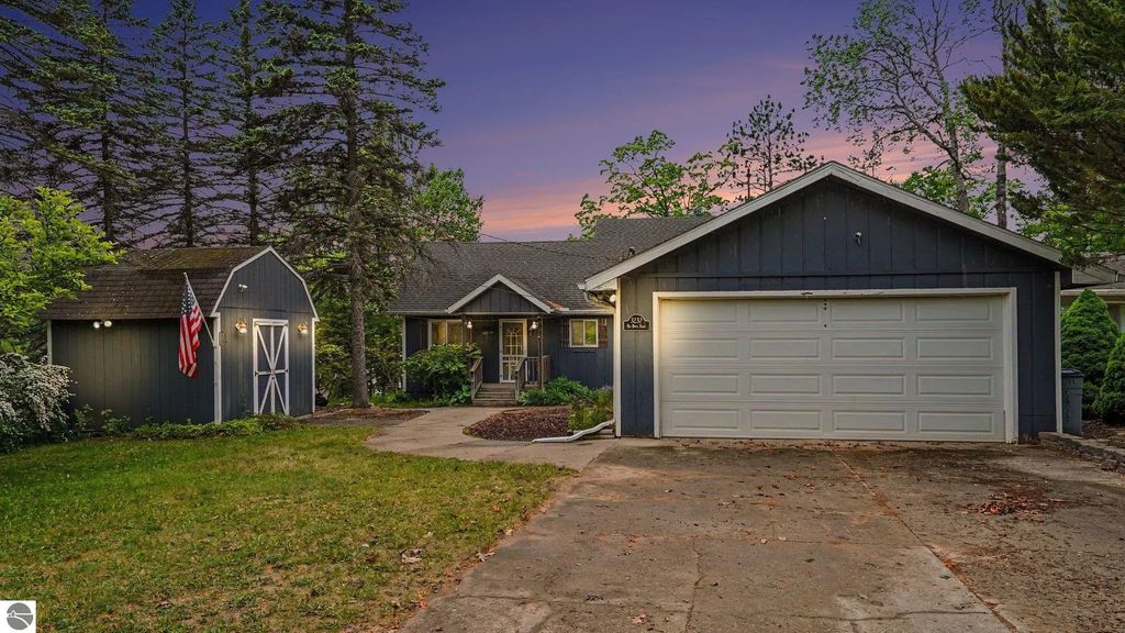 3237 Big Buck Trail, Hale