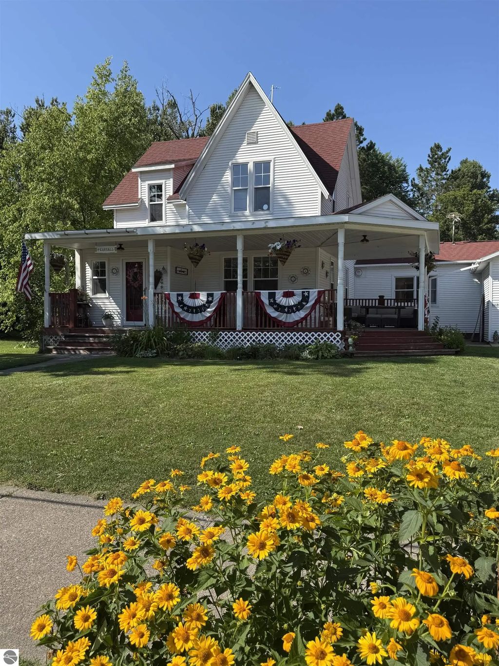 11204 W Main Street, Rudyard