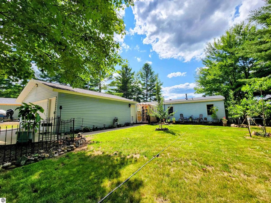 6241 E Bass Lake Road, Kalkaska