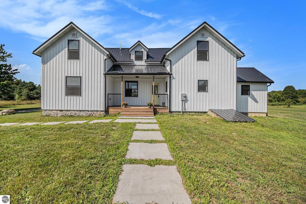 8110 Ames Road, Bear Lake