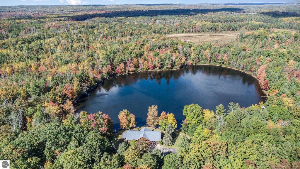 5500 Ne County Line Road, Long Lake