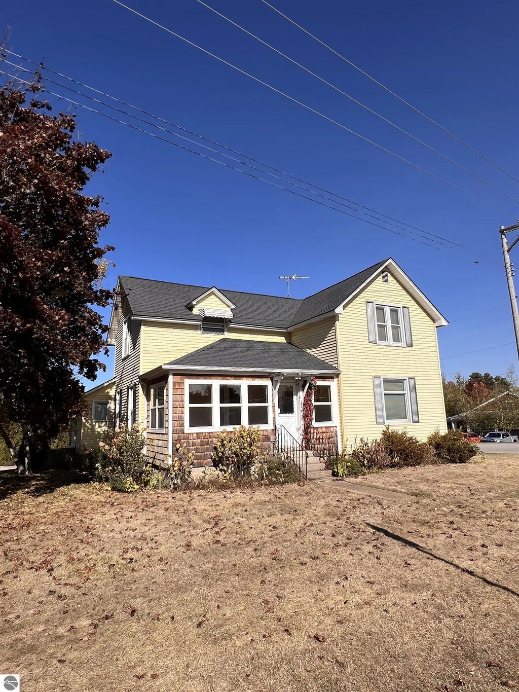 102 W Philip Street, Lake Leelanau