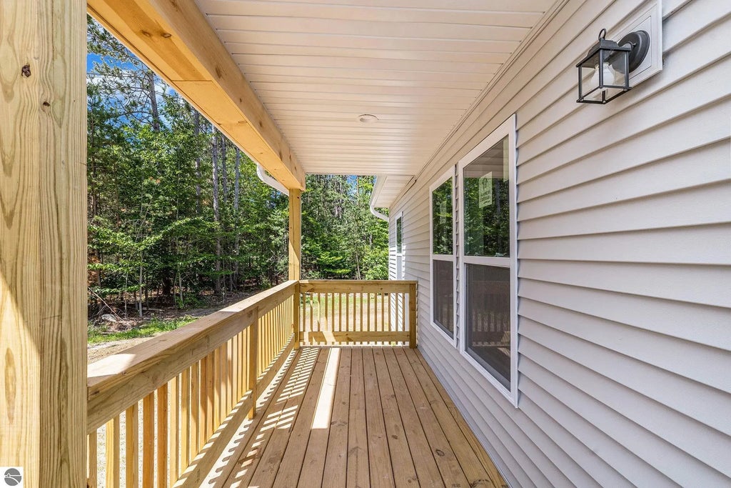 5203 Ne Myers Road, Kalkaska