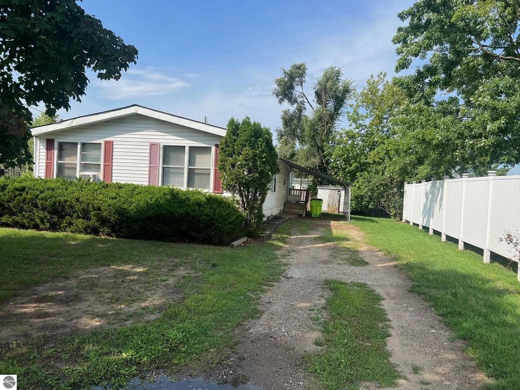 502 Hysell Street, Clare