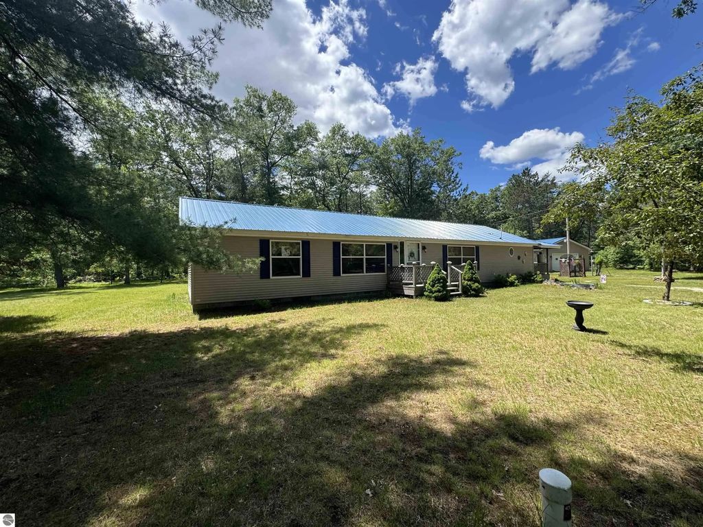 3308 Morrison Road, West Branch