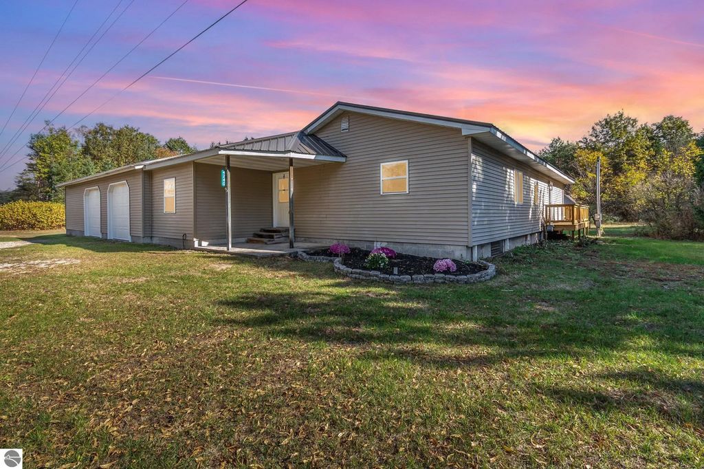 4240 N Woodruff Road, Weidman