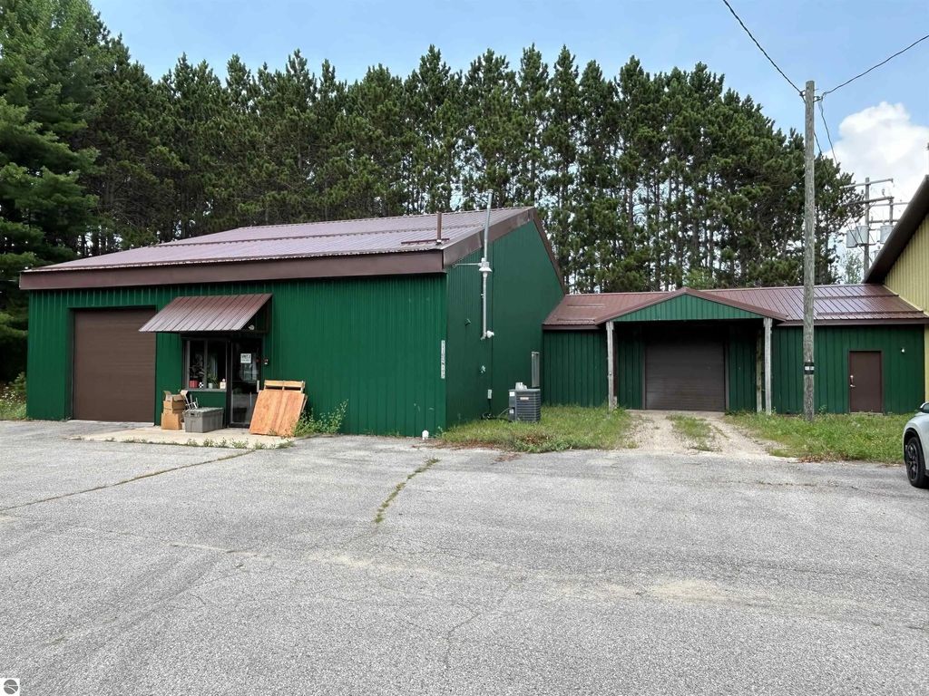 5110 M 72 #2, Traverse City