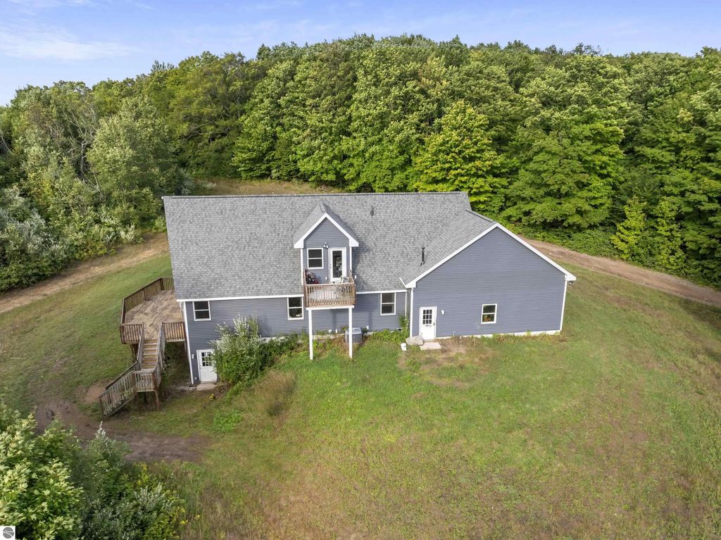 8240 Cadillac Highway, Benzonia