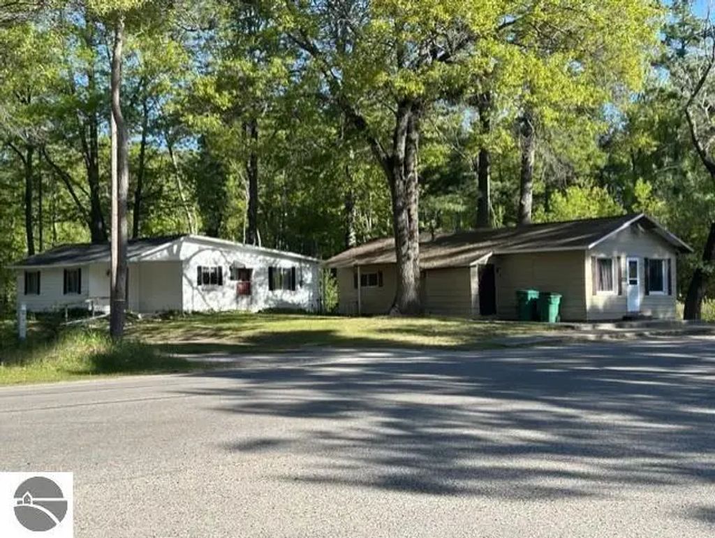 481 Baldwin Resort Road, East Tawas