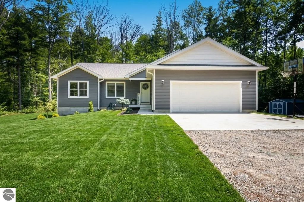 4893 S Betsie River Road, Interlochen