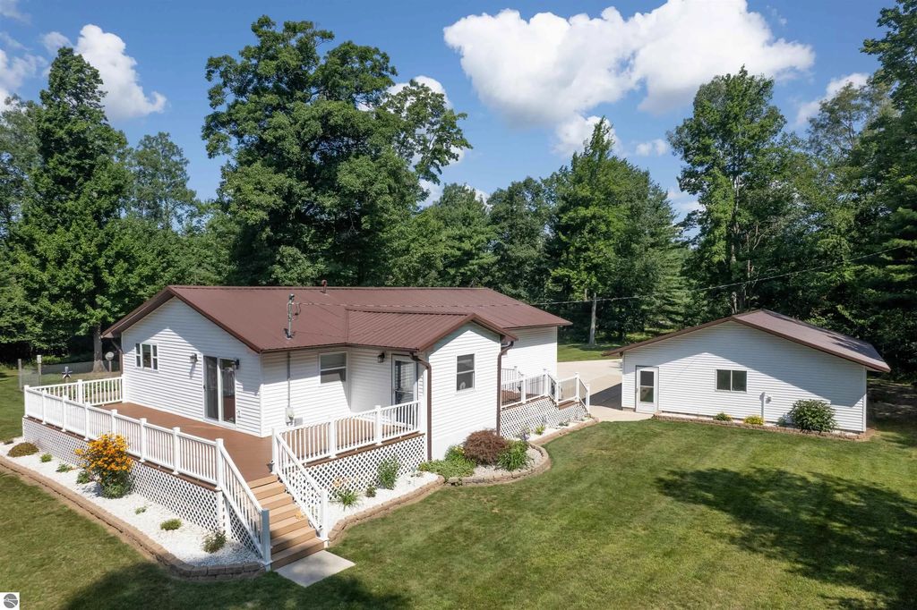 6622 Walton Road, Kingsley